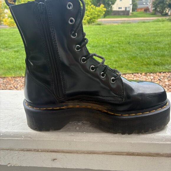Doc Martens Jadon Arcadia Leather Boots (size 8 U.S.) - Picture 3 of 8